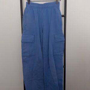 Aritzia TNA Mega cargo sweatpants